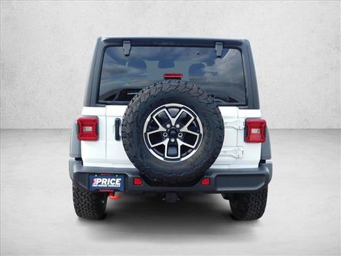 Used 2026 Jeep Wrangler Unlimited Rubicon AWD/4WD image 12