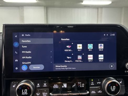 Used 2024 Toyota Highlander XSE AWD/4WD image 13