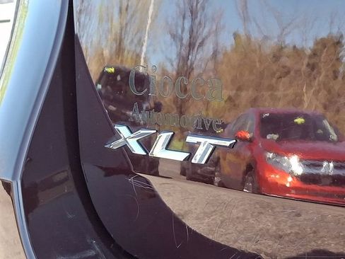 Used 2023 Ford Explorer XLT w/ Class IV Trailer Tow Package image 32