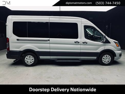 Used 2022 Ford Transit 350 XLT RWD image 7