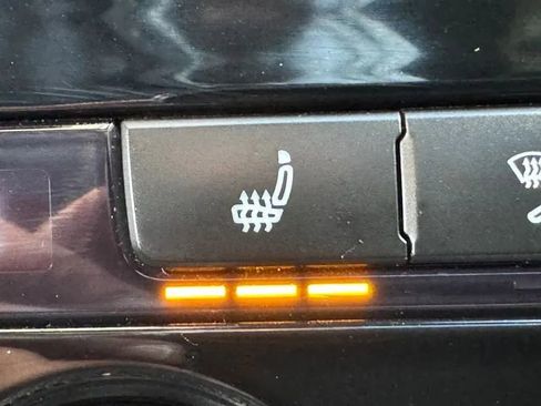 Used 2021 Volkswagen Passat 2.0T R-Line w/ Luggage Net & Mats Package image 37