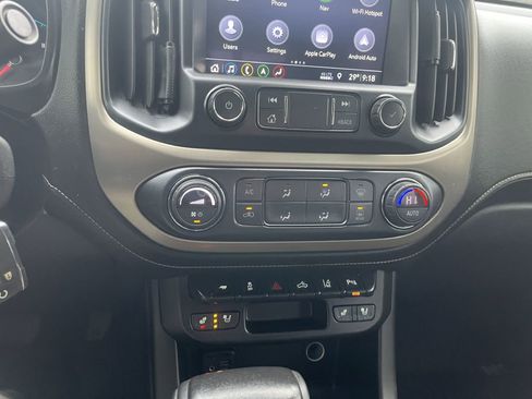 Used 2021 GMC Canyon Denali image 25