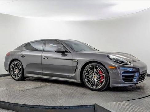 Used 2015 Porsche Panamera GTS AWD/4WD image 11