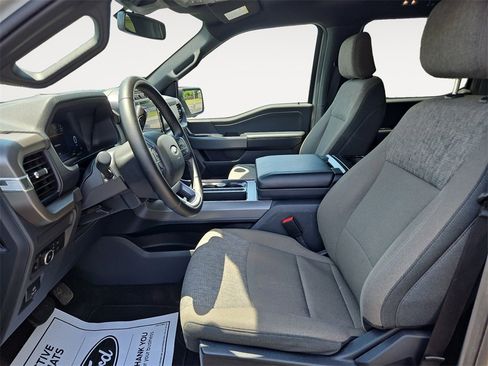 Used 2024 Ford F150 XLT w/ Mobile Office Package image 9