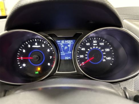 Used 2014 Hyundai Veloster RE:FLEX Edition image 11