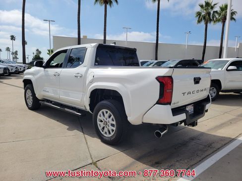 Certified 2024 Toyota Tacoma SR5 image 6