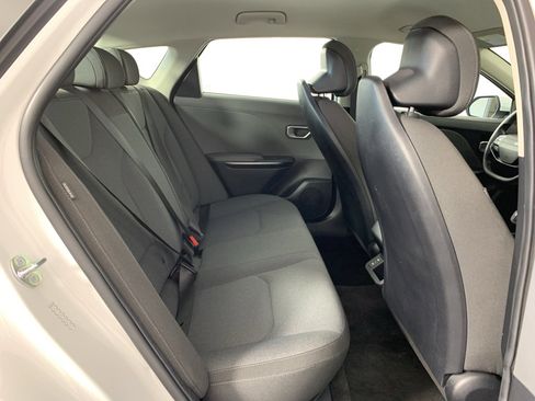 Used 2025 Kia K4 FWD image 38