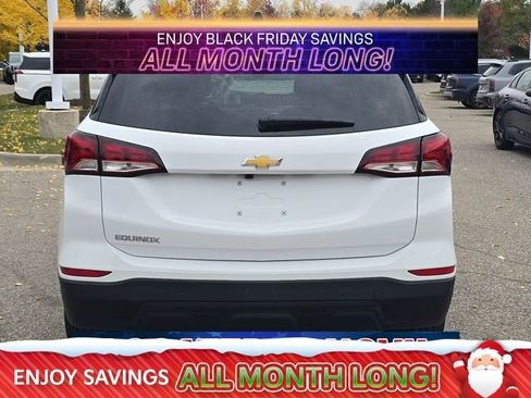 Used 2024 Chevrolet Equinox LS w/ LS Convenience Package image 5