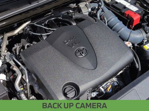 Used 2024 Toyota Camry XLE w/ Navigation Package FWD image 14