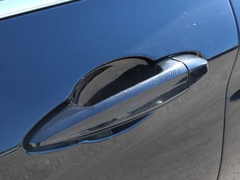 Used 2019 BMW X1 xDrive28i w/ Convenience Package image 9