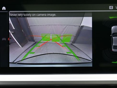 Used 2022 BMW 330i xDrive 330i xDrive w/ Driving Assistance Package image 15