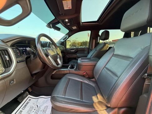 Used 2021 GMC Sierra 2500 Denali w/ Denali Ultimate Package image 11