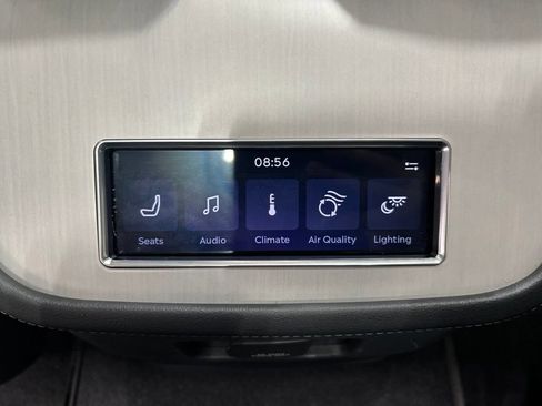 Certified 2026 Lincoln Navigator Reserve AWD/4WD image 28