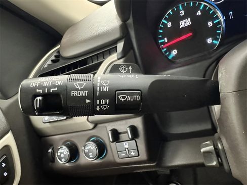 Used 2018 GMC Yukon XL Denali w/ Denali Ultimate Package image 15