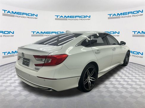 Used 2021 Honda Accord Touring image 5