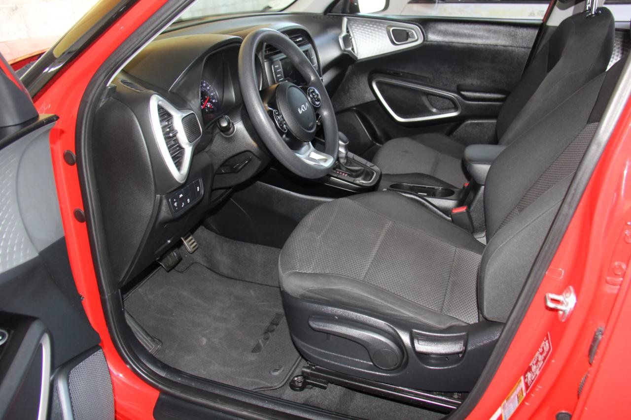 Used 2022 Kia Soul LX w/ Technology Package FWD image 20