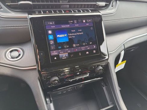 New 2026 Jeep Grand Cherokee Laredo X AWD/4WD image 18
