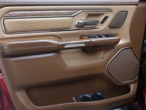 Used 2019 RAM 1500 Laramie Longhorn image 17