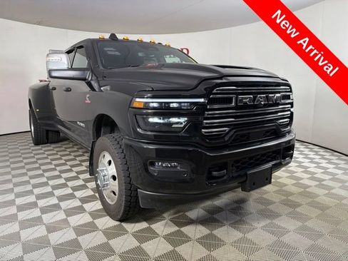 Used 2026 RAM 3500 Laramie AWD/4WD image 1
