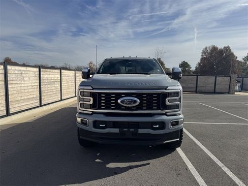 Used 2024 Ford F350 Platinum image 5