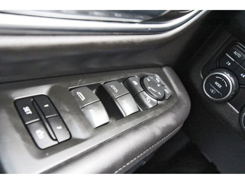 Used 2022 Chevrolet Tahoe Z71 w/ Z71 Off-Road Package image 22