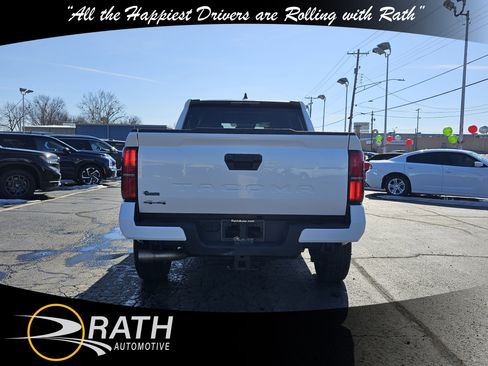 Used 2024 Toyota Tacoma SR5 image 6