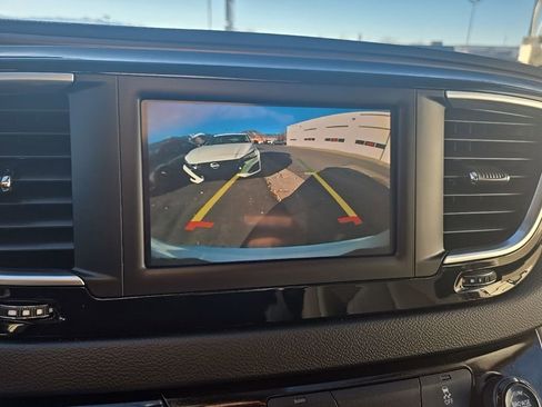 Used 2023 Chrysler Voyager LX image 20