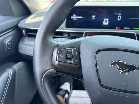 Used 2025 Ford Mustang Mach-E Premium AWD/4WD image 30
