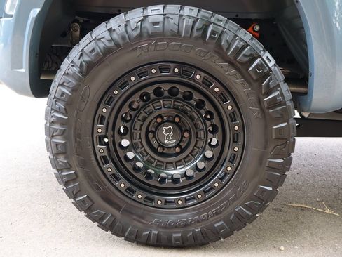 Used 2023 Ford F150 Raptor w/ Raptor Carbon Fiber Package AWD/4WD image 44