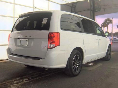 Used 2019 Dodge Grand Caravan GT FWD image 5