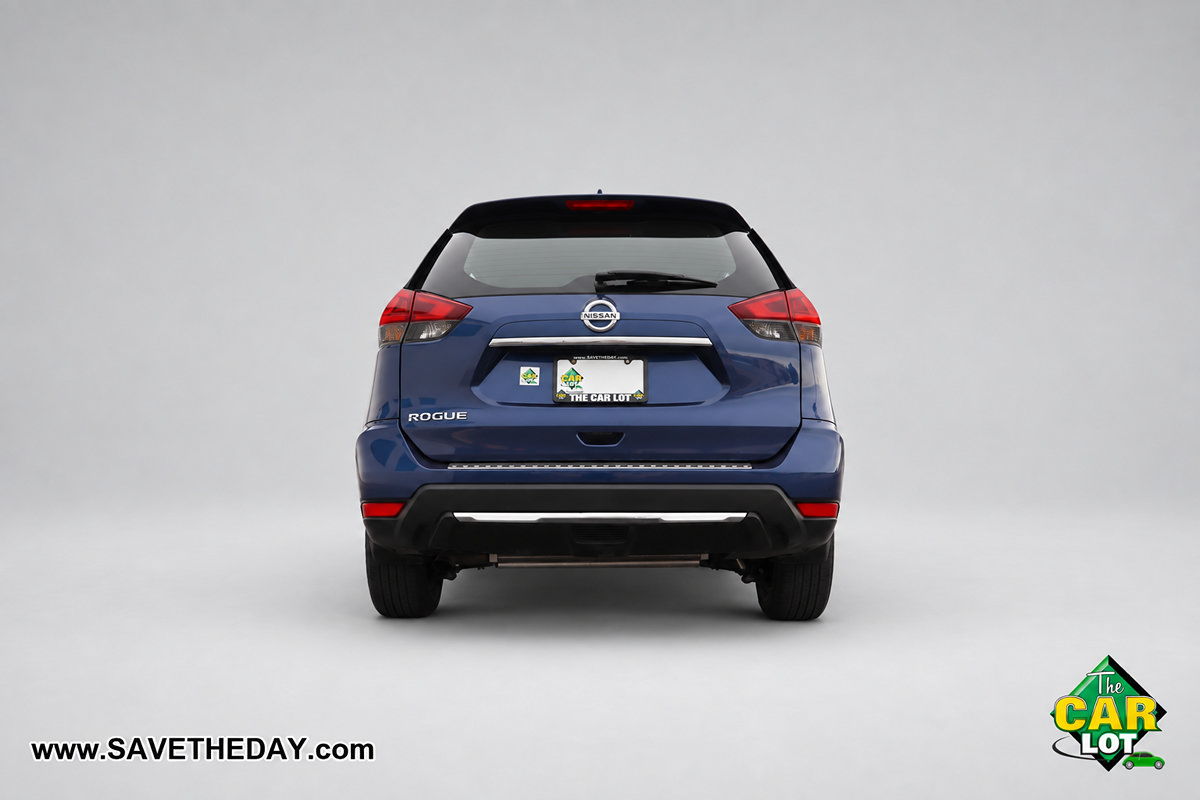 Used 2020 Nissan Rogue S FWD image 7