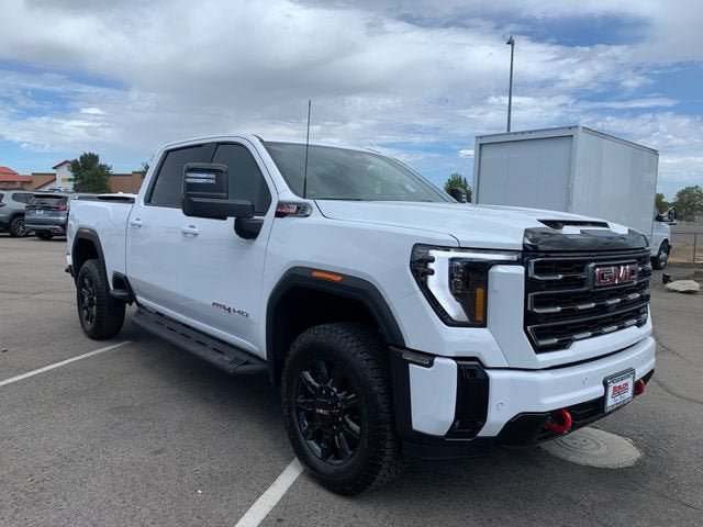 New 2026 GMC Sierra 2500 AT4 w/ AT4 Preferred Package AWD/4WD image 4