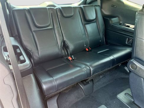 Used 2022 Subaru Ascent Limited image 25