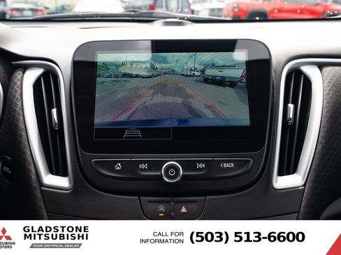 Used 2024 Chevrolet Malibu LT FWD image 16
