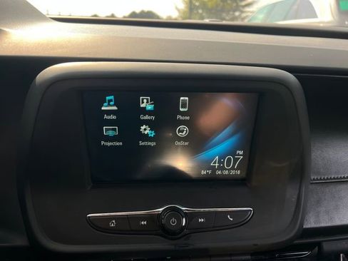 Used 2018 Chevrolet Camaro LT image 19