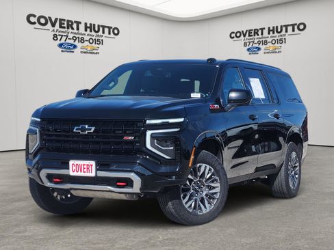 Used 2025 Chevrolet Suburban Z71 AWD/4WD image 1