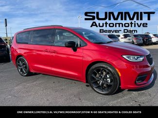 Used 2025 Chrysler Pacifica Limited video 1