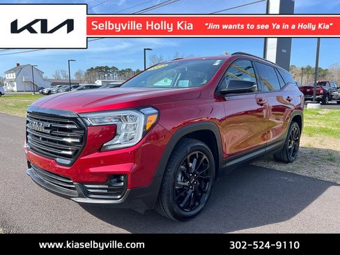 Used 2023 GMC Terrain SLT w/ Tech Package AWD/4WD image 1