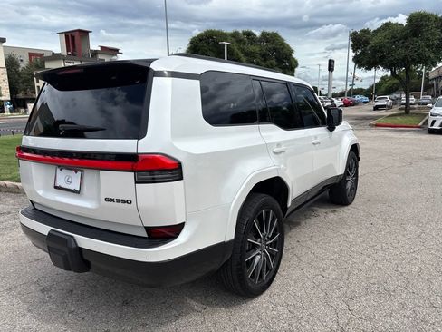 Used 2024 Lexus GX 550 w/ Accessory Package (Z1) AWD/4WD image 5