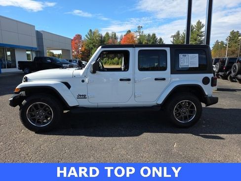 Used 2021 Jeep Wrangler Unlimited Sahara image 6
