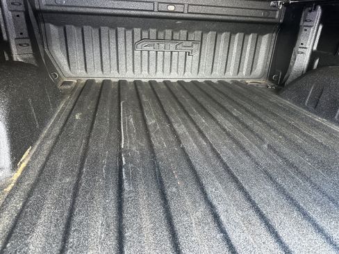 Used 2024 GMC Sierra 1500 AT4 w/ Technology Package image 27