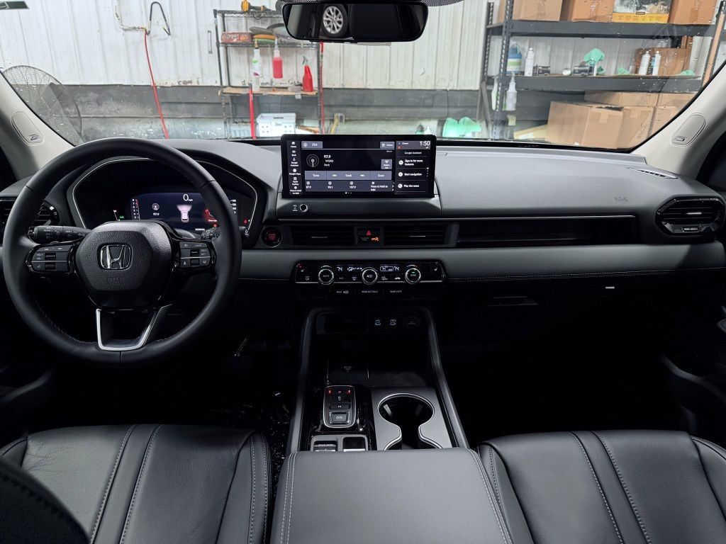 New 2026 Honda Pilot Touring image 28