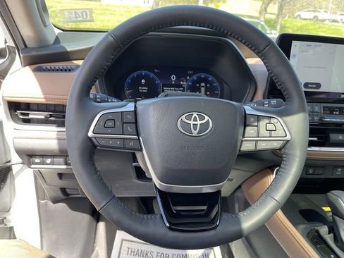 New 2026 Toyota Grand Highlander AWD image 15