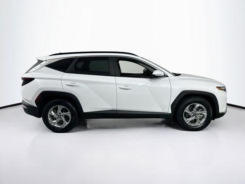 Used 2023 Hyundai Tucson SEL FWD image 4