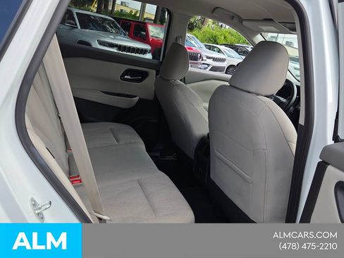 Used 2025 Nissan Rogue SV AWD/4WD image 15