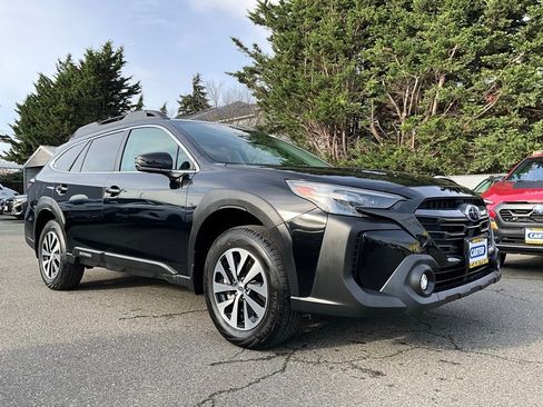 Certified 2025 Subaru Outback Premium image 2