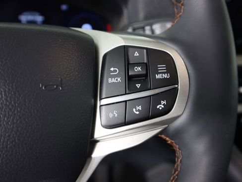 Certified 2025 Ford Explorer Active w/ Active Comfort Package image 42