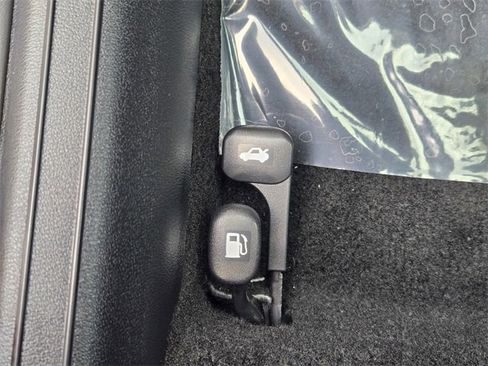 New 2025 Kia K4 GT-Line image 17