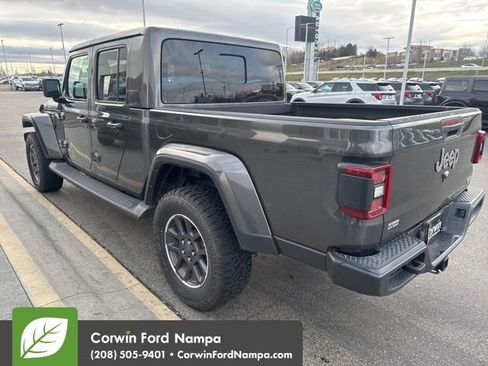 Used 2022 Jeep Gladiator Overland w/ Popular Equipment Package image 4