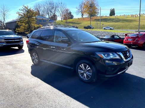 Used 2019 Nissan Pathfinder S image 7